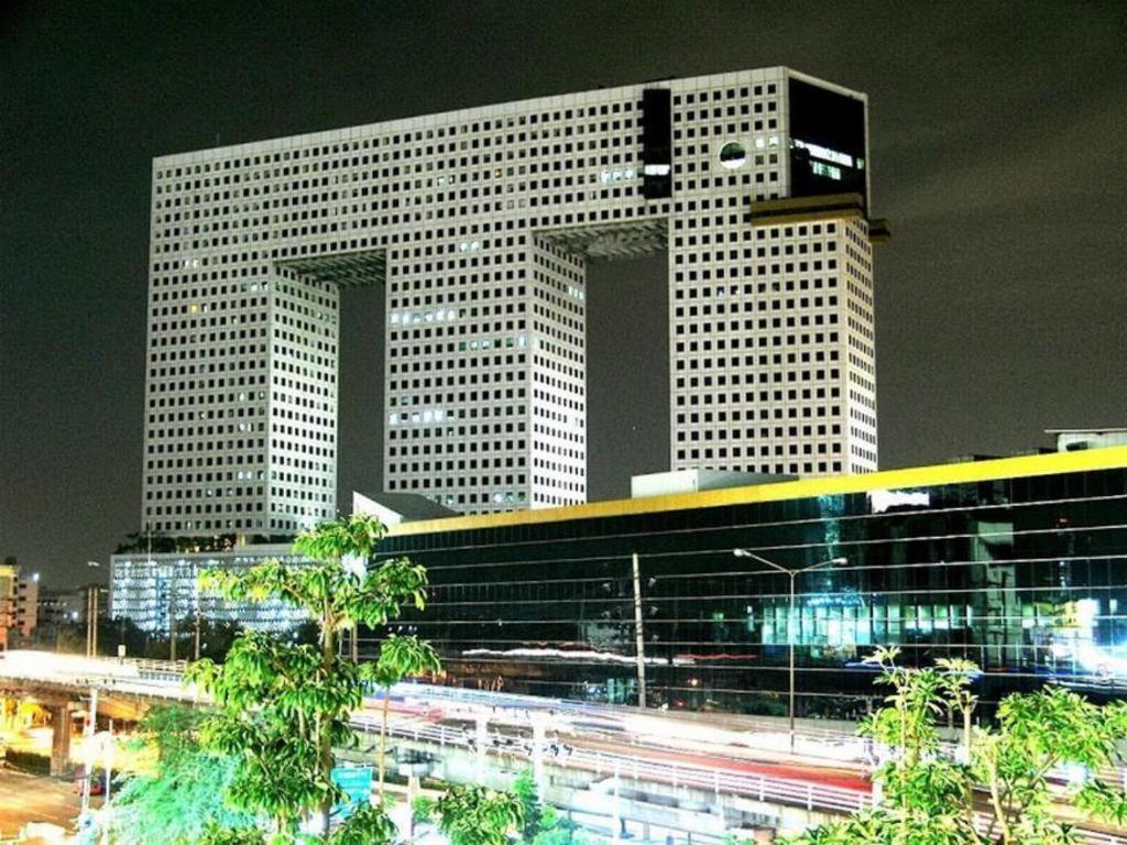 Iyarin@Tuk Chang Ratchayothin Hotel Bangkok Dış mekan fotoğraf