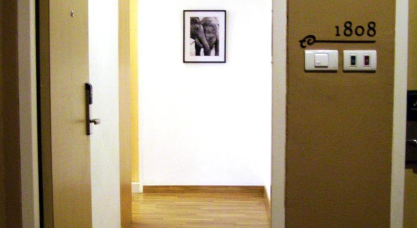 Iyarin@Tuk Chang Ratchayothin Hotel Bangkok Dış mekan fotoğraf