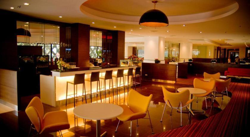 Iyarin@Tuk Chang Ratchayothin Hotel Bangkok Dış mekan fotoğraf