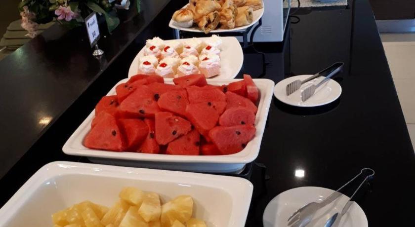 Iyarin@Tuk Chang Ratchayothin Hotel Bangkok Dış mekan fotoğraf